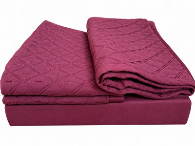 Opalia Homes Pure Cotton Magenta Bedsheet Set – Quilted Geometric Threadwork